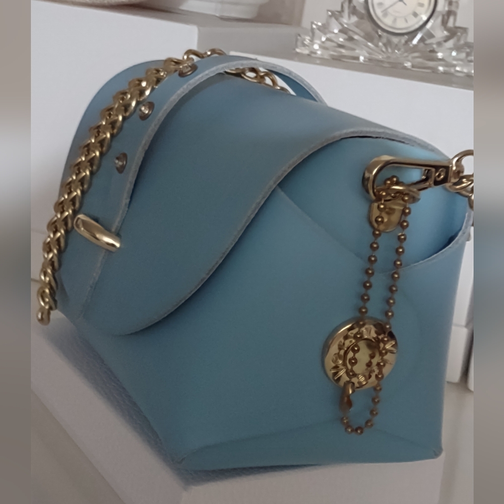 Vice Versa Baby Blue With Chains Shoulder Strap New Never Used